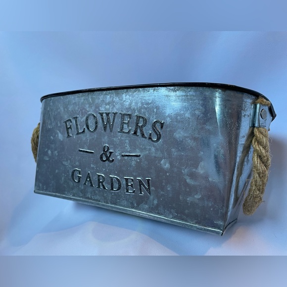 Other - Flower & Garden home decor